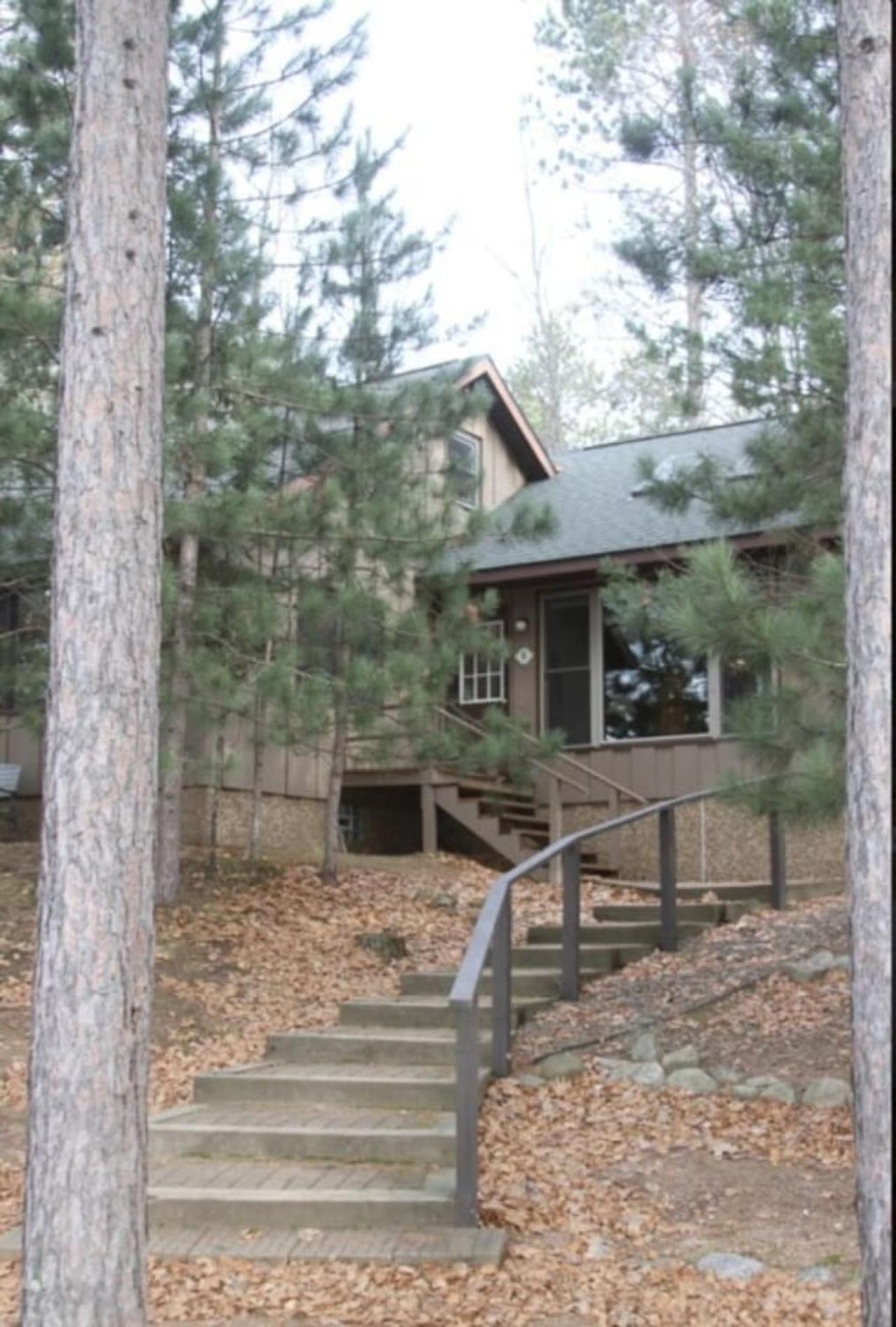 Bayview Resort Sunset Lookout Cabin 6 Saint Germain Exterior photo